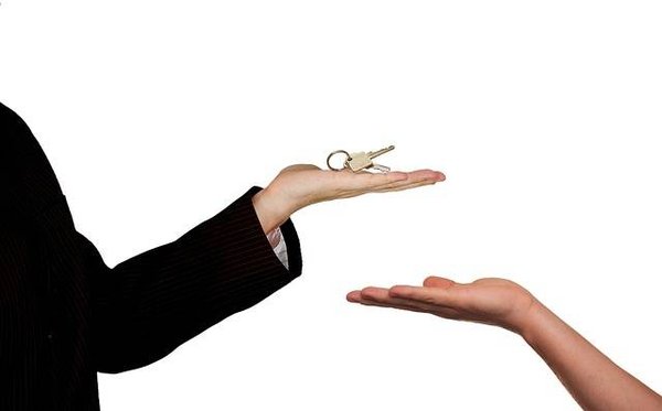 Comment choisir la meilleure agence pour acheter une maison à Thonon ?
